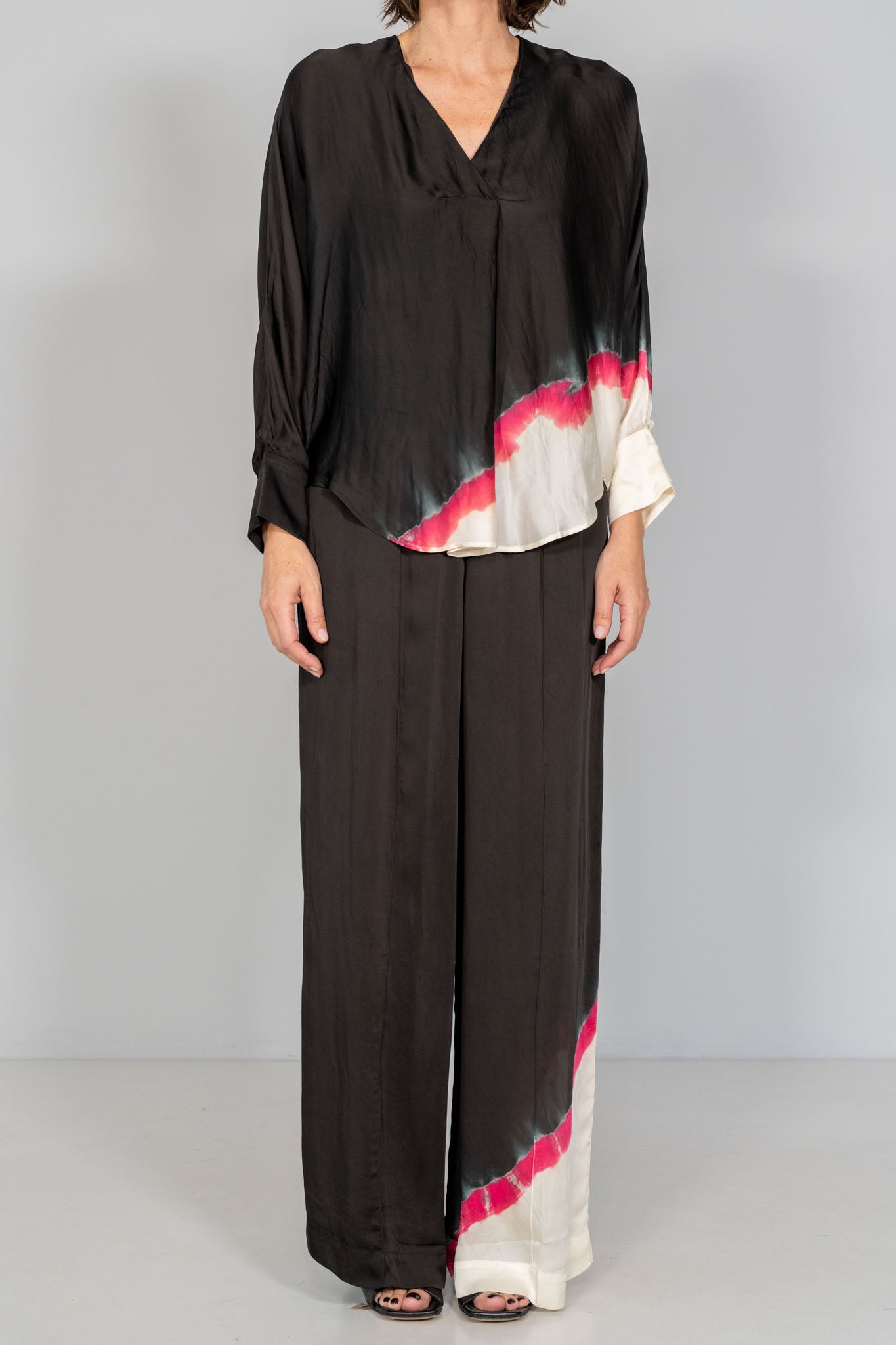 CARIN diagonal stripe blackish